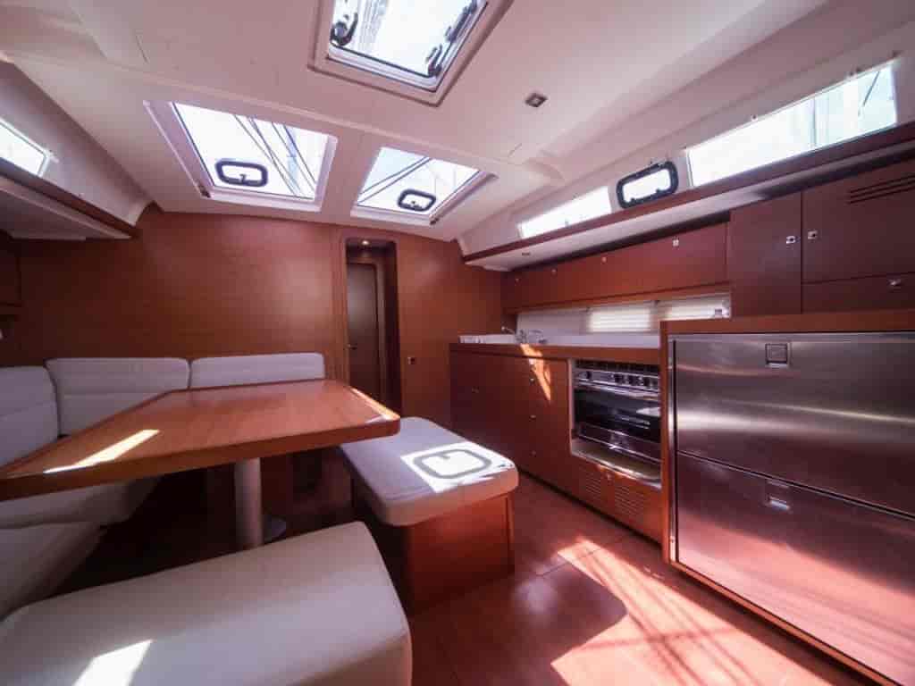 Boat picture 9