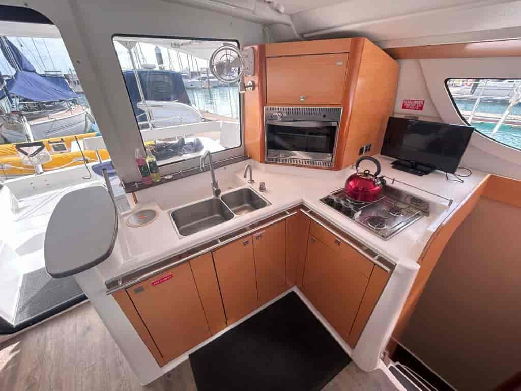 Boat picture 7