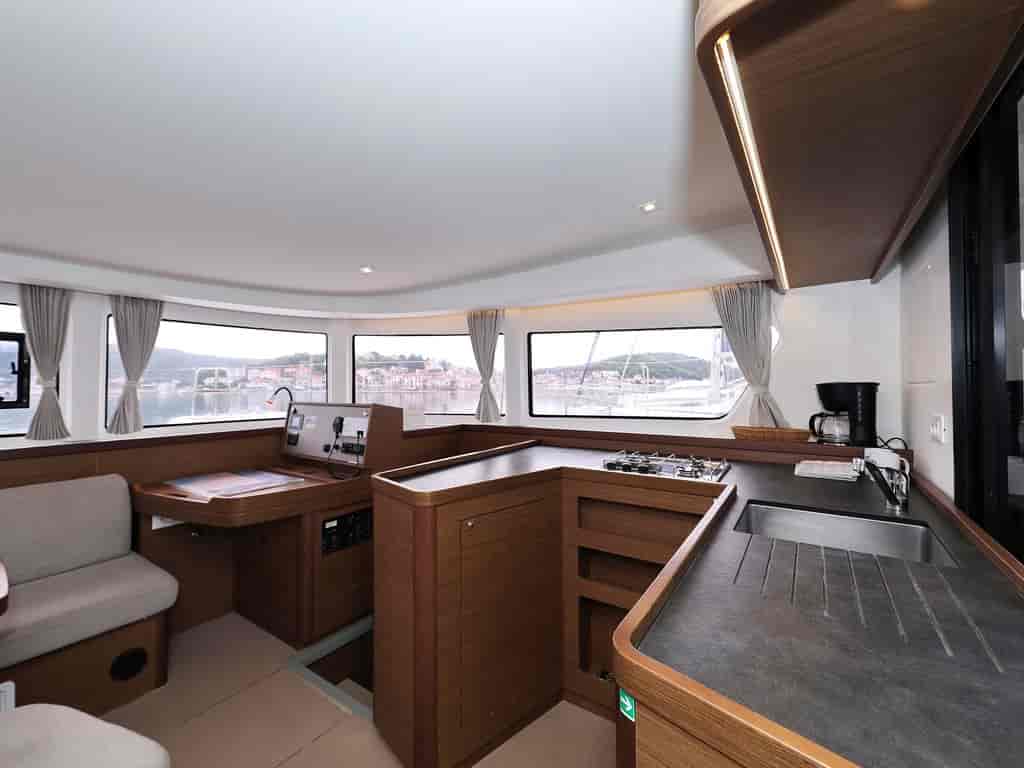 Boat picture 14