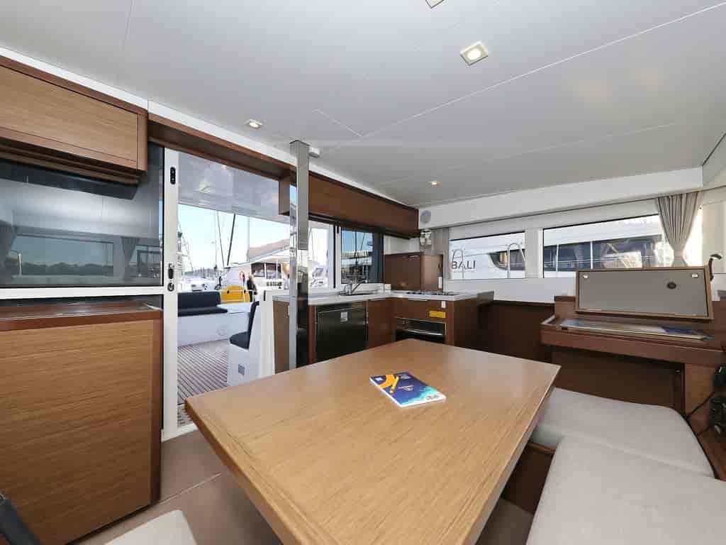 Boat picture 14