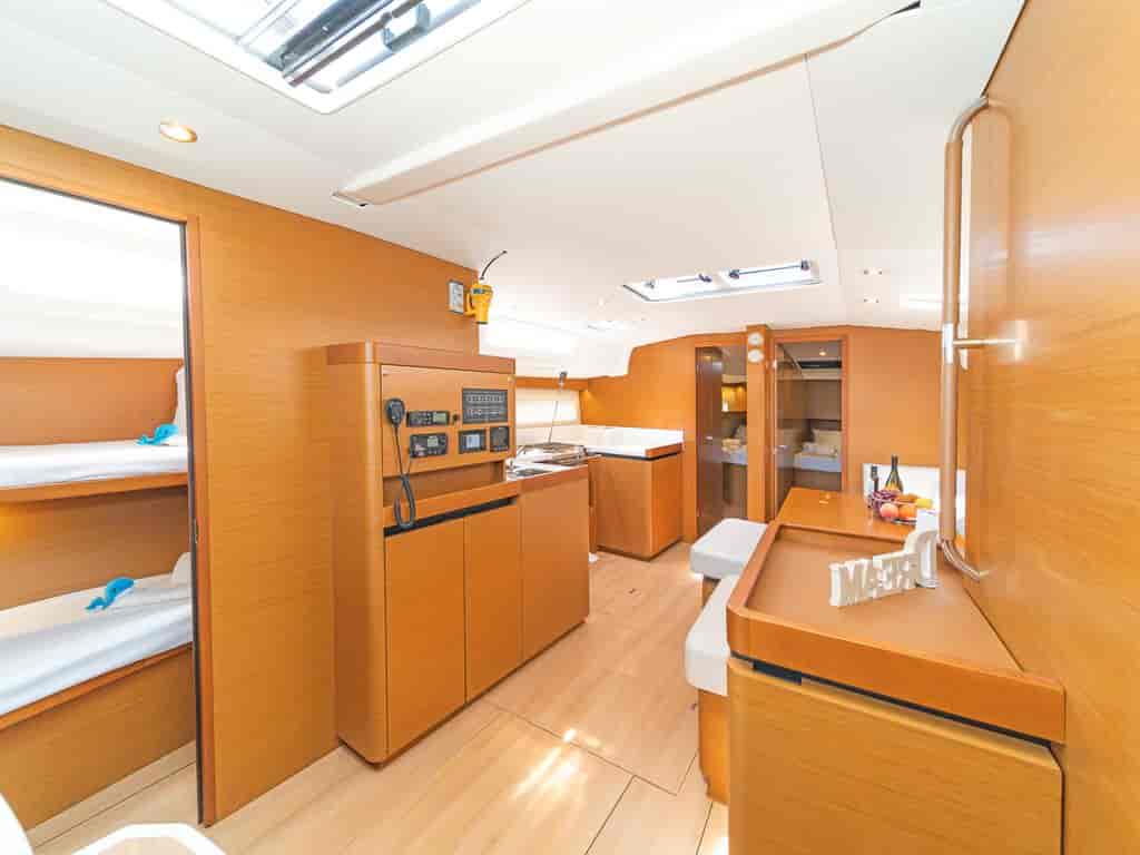 Boat picture 13