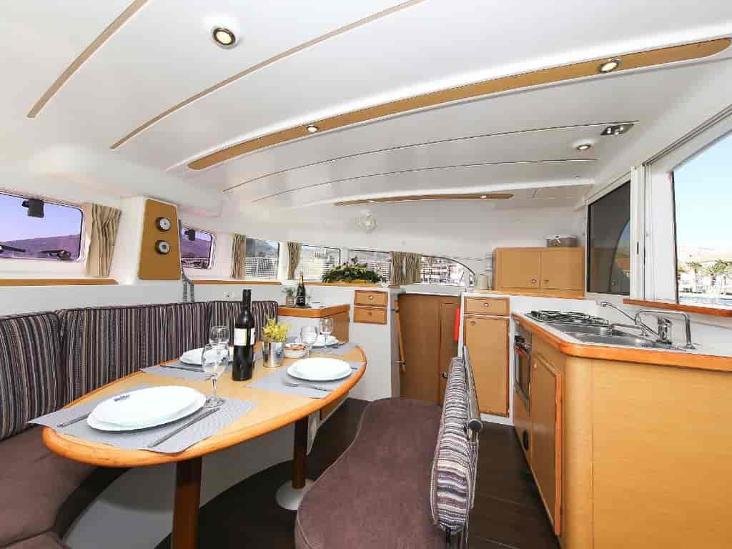 Boat picture 17