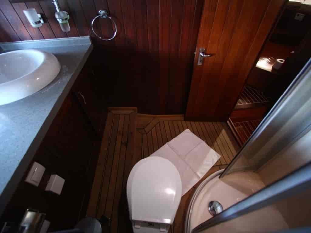 Boat picture 17