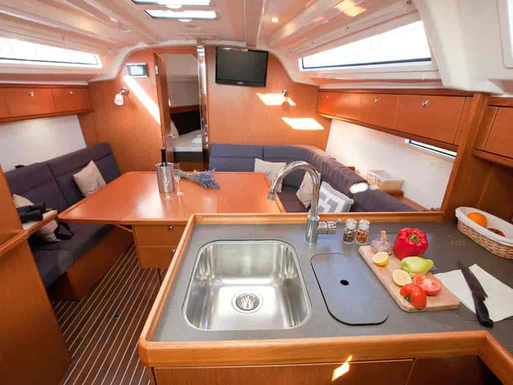 Boat picture 14