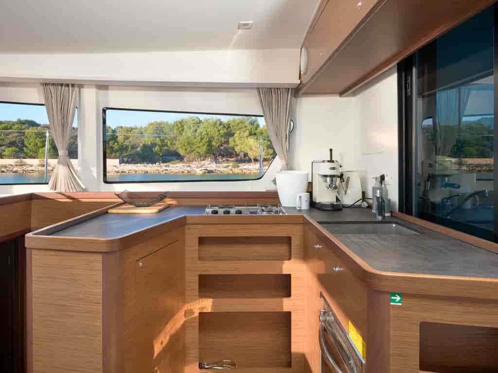 Boat picture 12