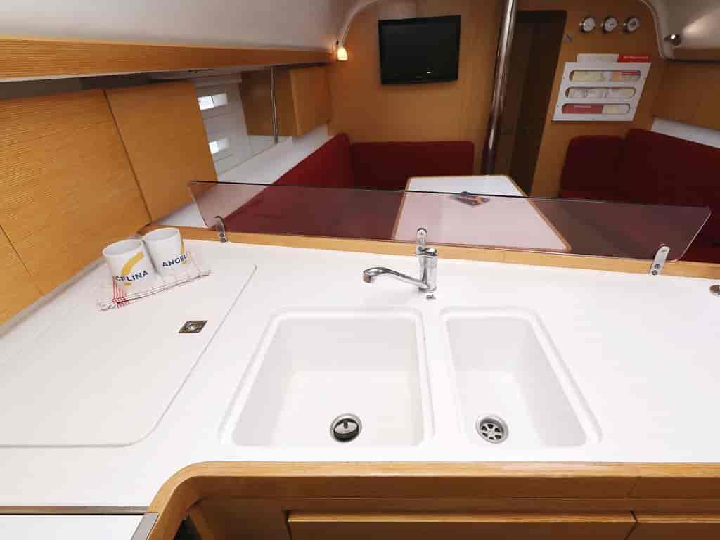 Boat picture 14
