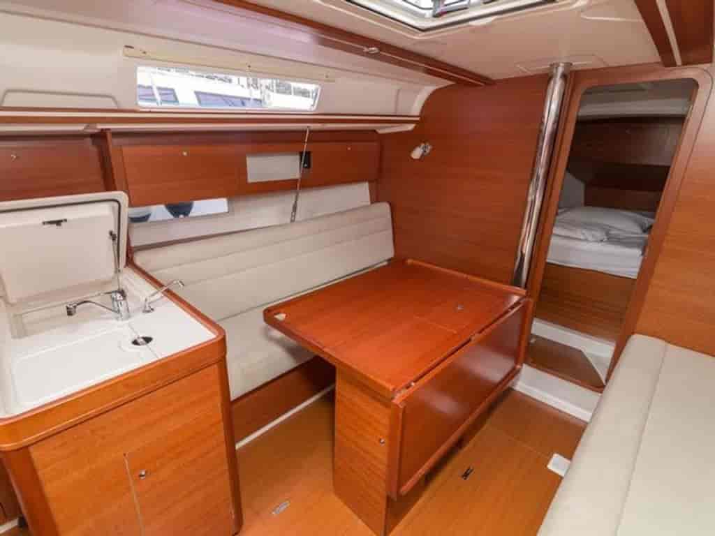 Boat picture 9