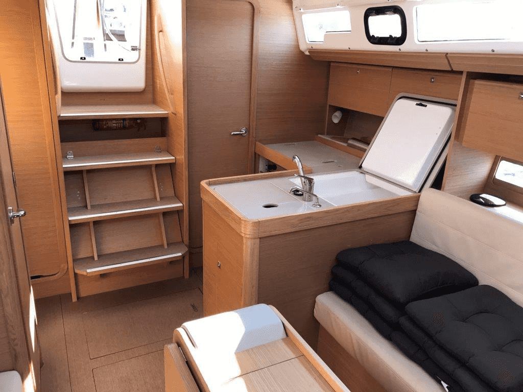 Boat picture 9