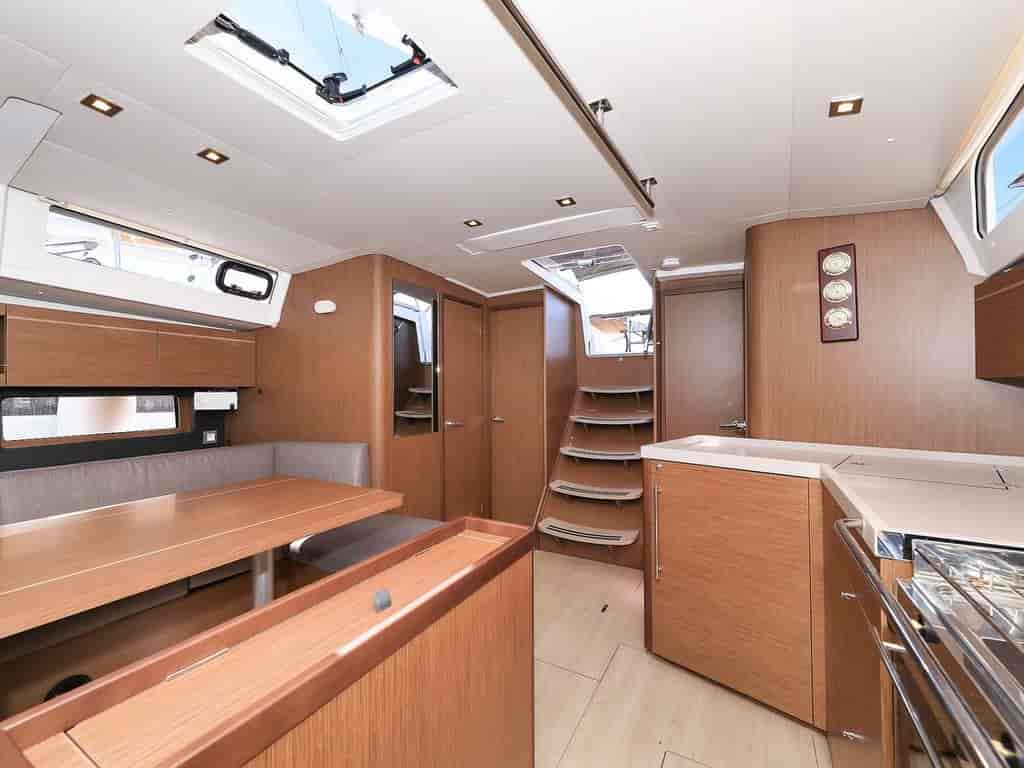 Boat picture 9