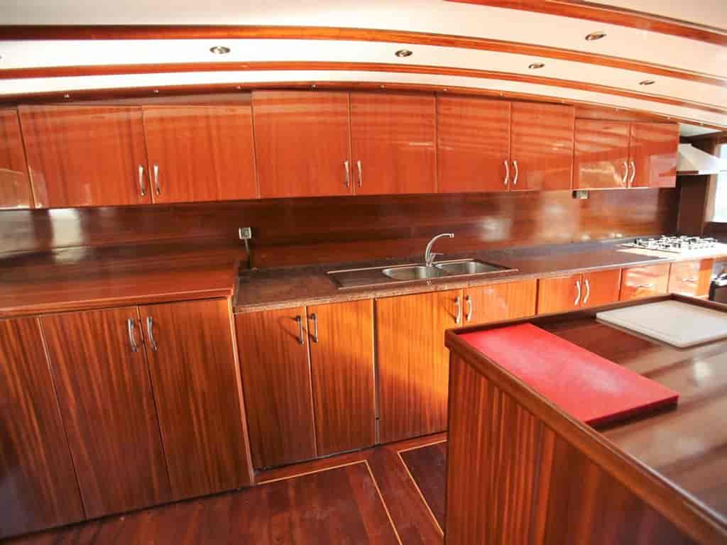 Boat picture 14