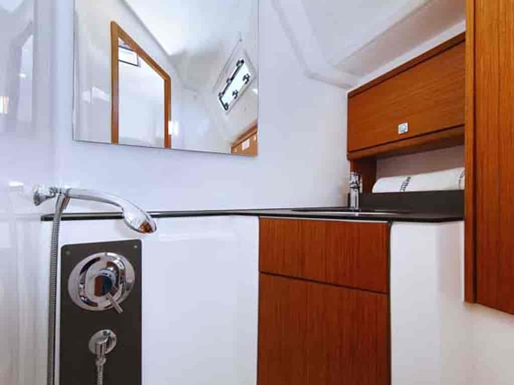 Boat picture 17