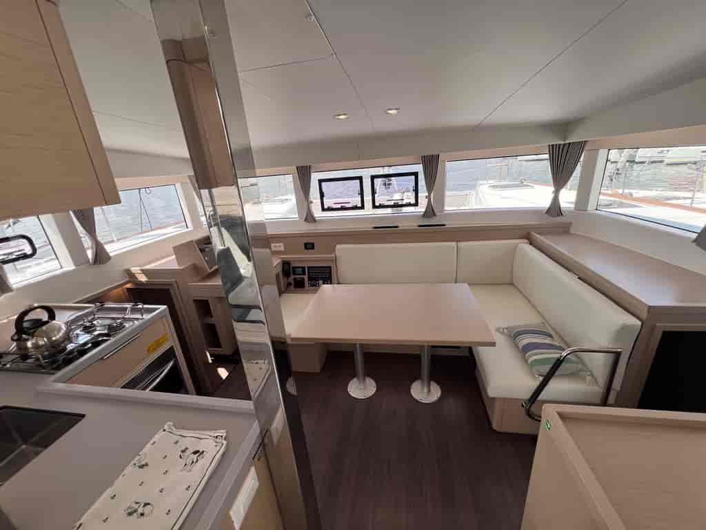 Boat picture 19