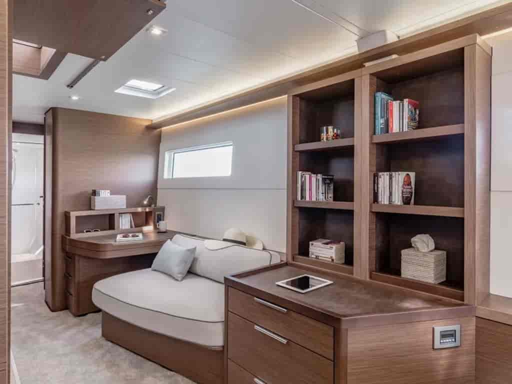 Boat picture 14