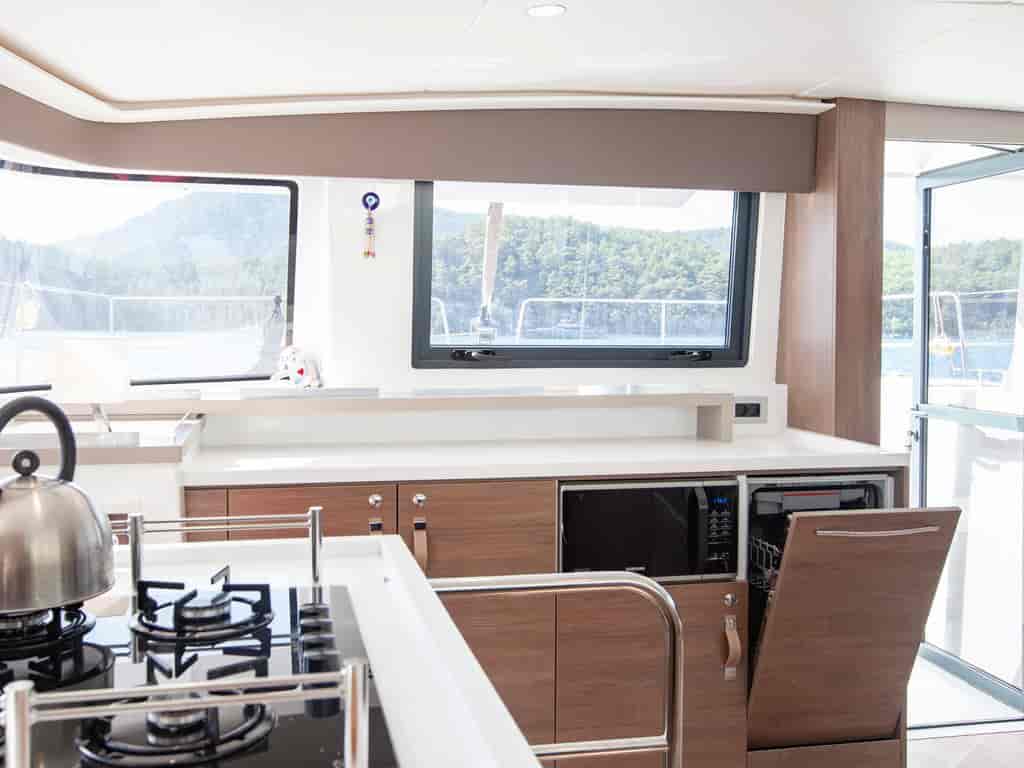 Boat picture 16