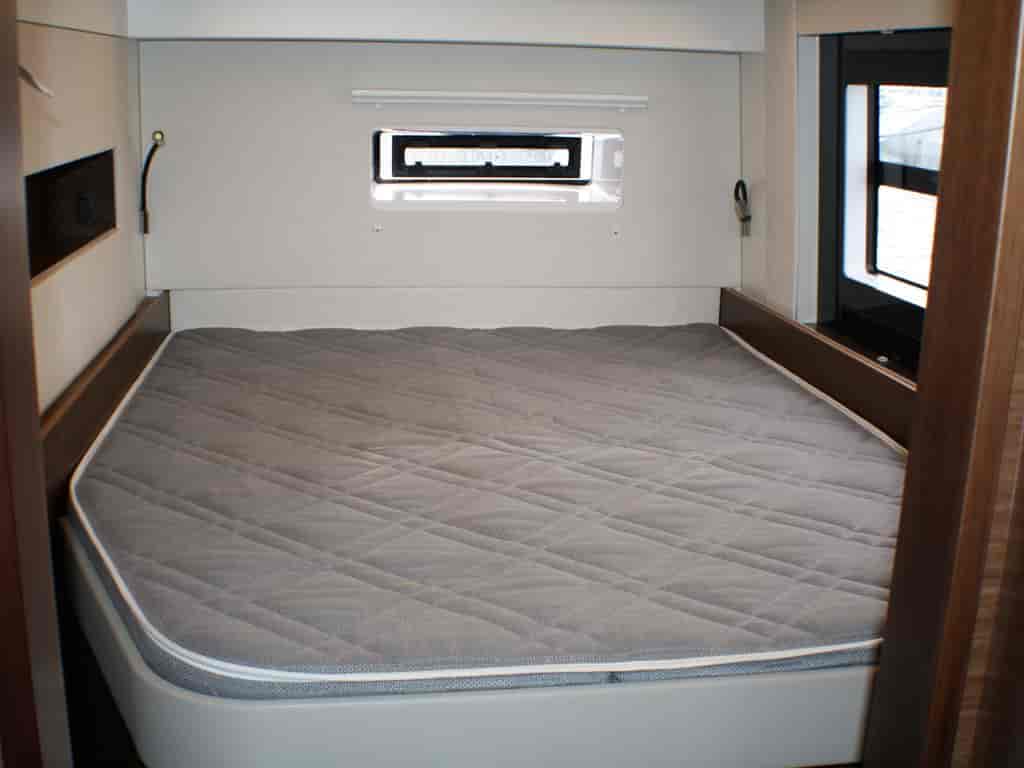 Boat picture 17
