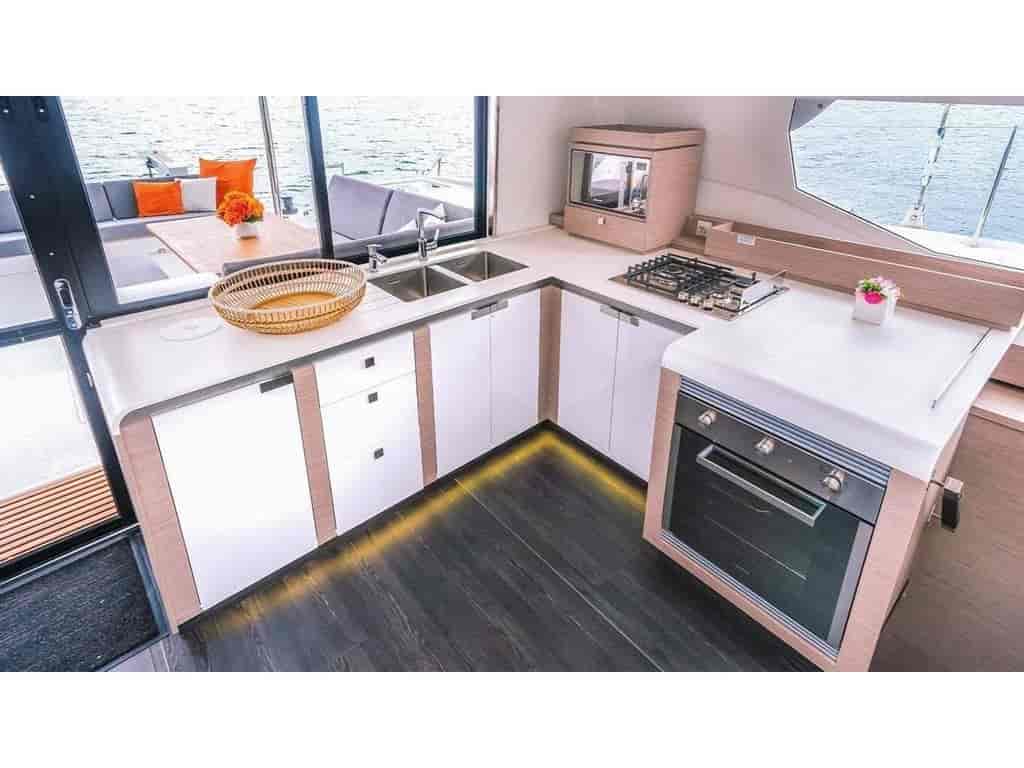 Boat picture 18