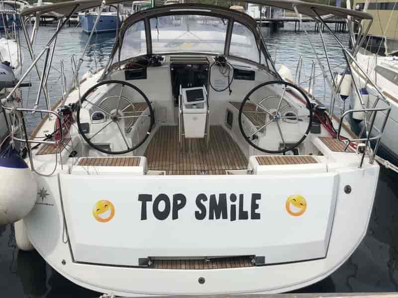 Photo 1 of Top Smile