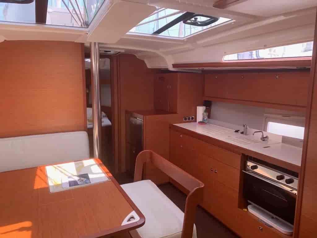 Boat picture 9