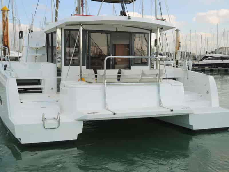 Photo of undefined, image 1 of 7