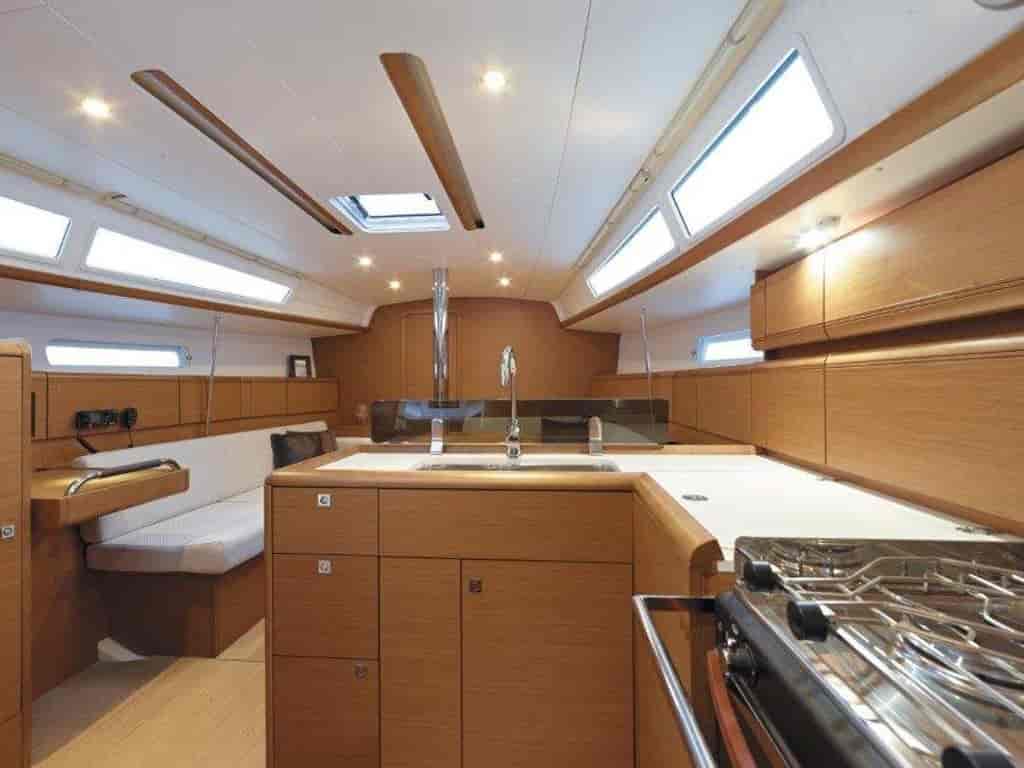 Boat picture 17