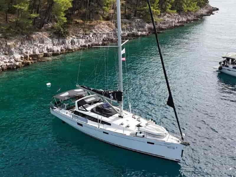 Photo of Waypoint I, image 1 of 5