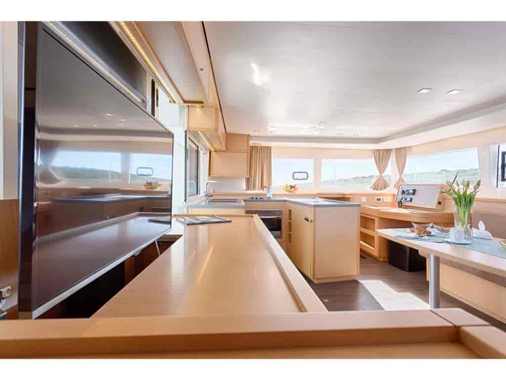 Boat picture 16