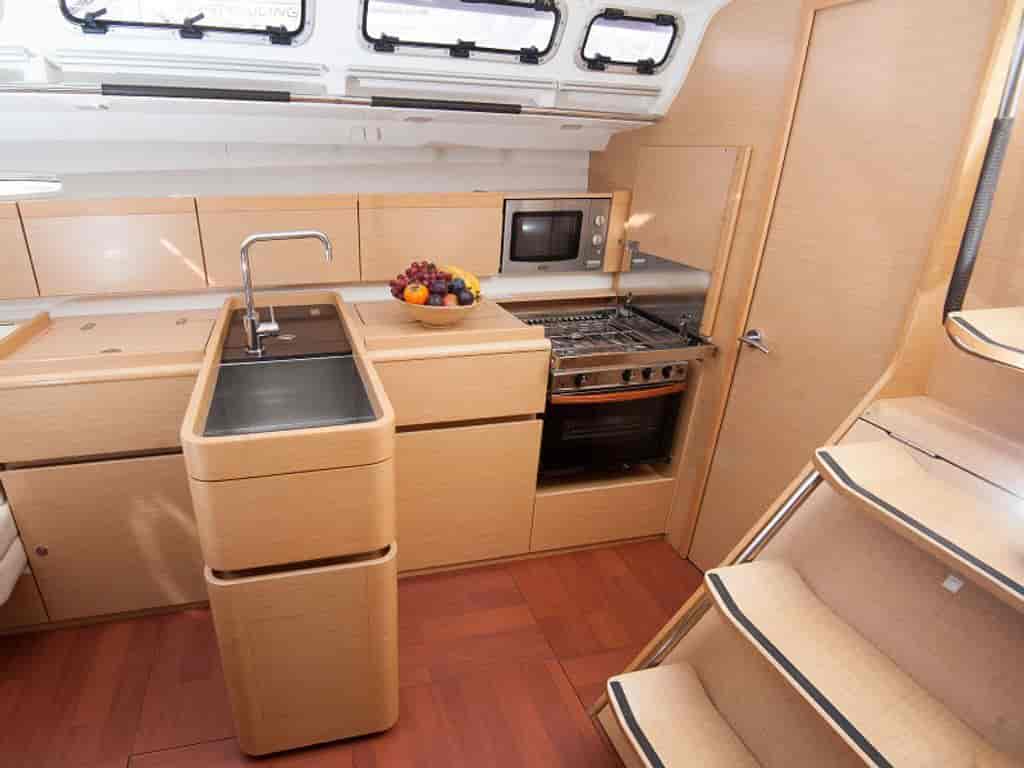Boat picture 9