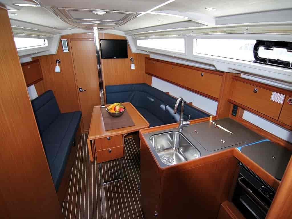 Boat picture 9