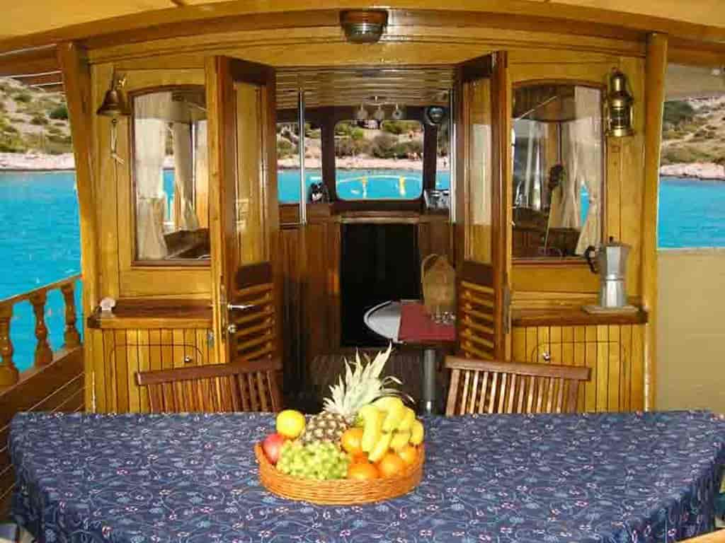 Boat picture 3