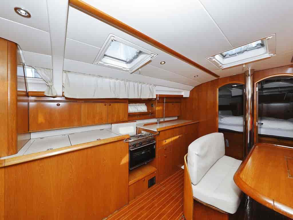 Boat picture 9