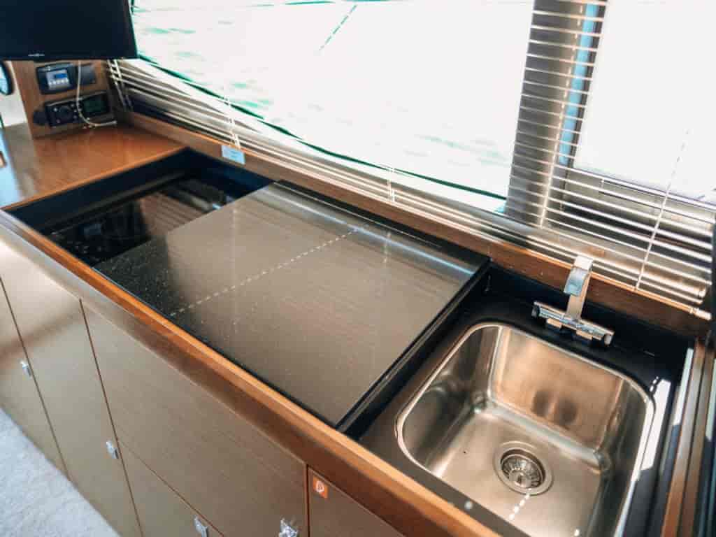 Boat picture 9