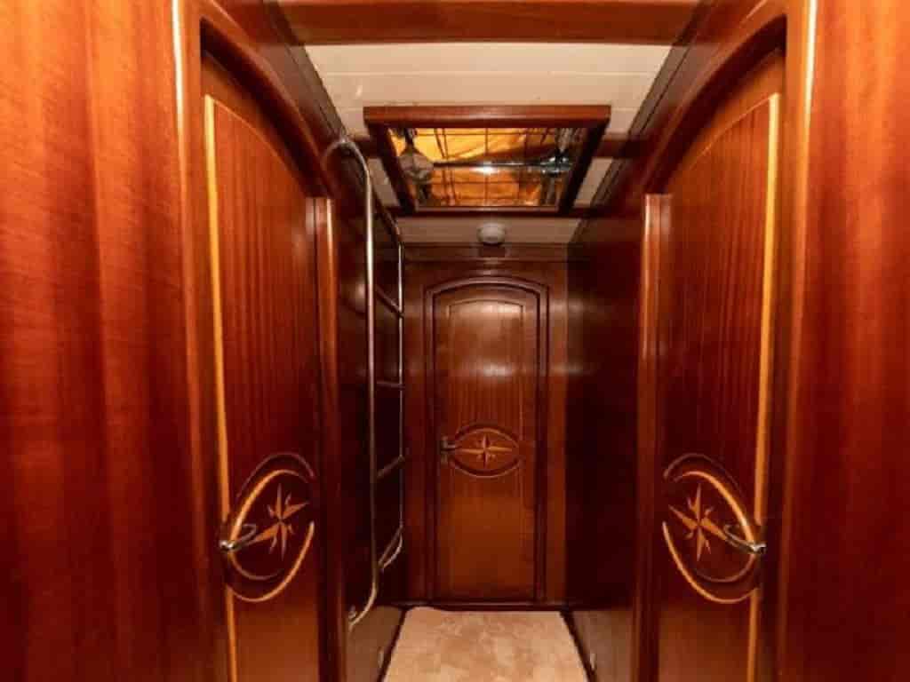 Boat picture 16