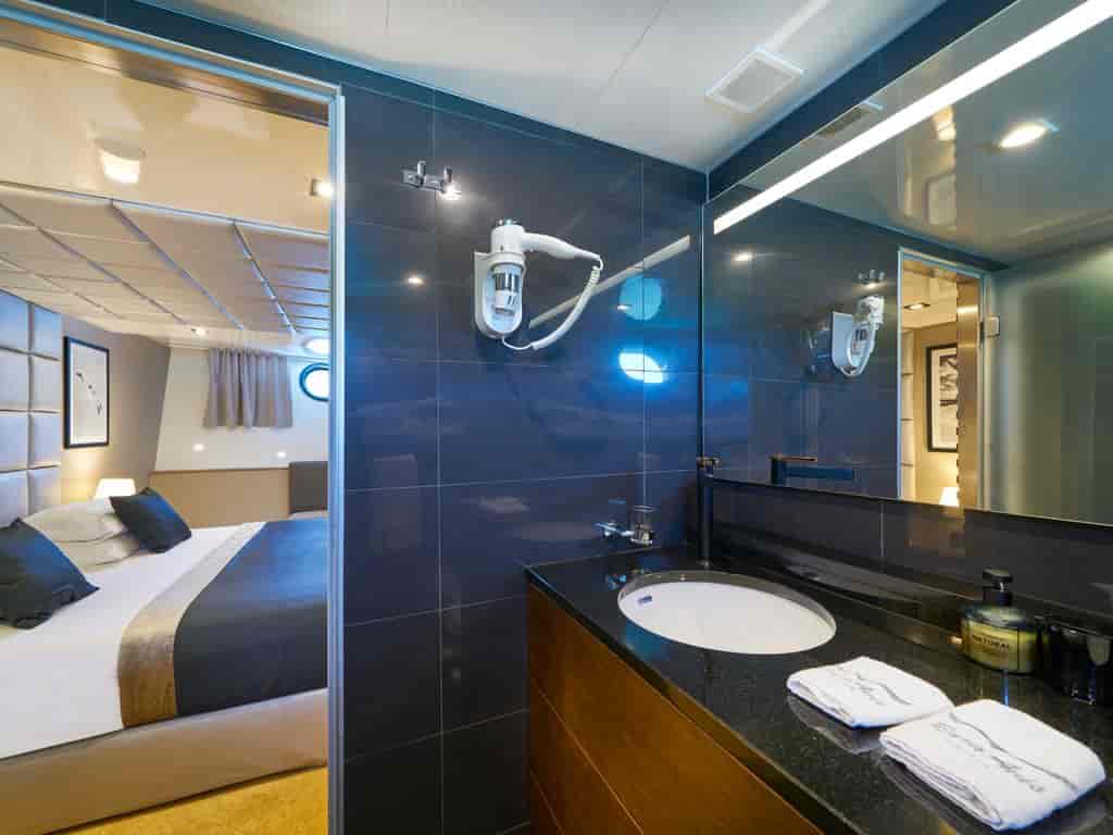 Boat picture 25