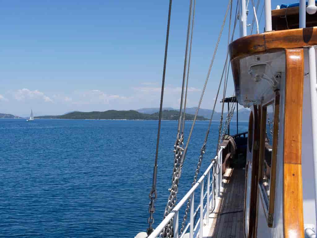 Boat picture 9