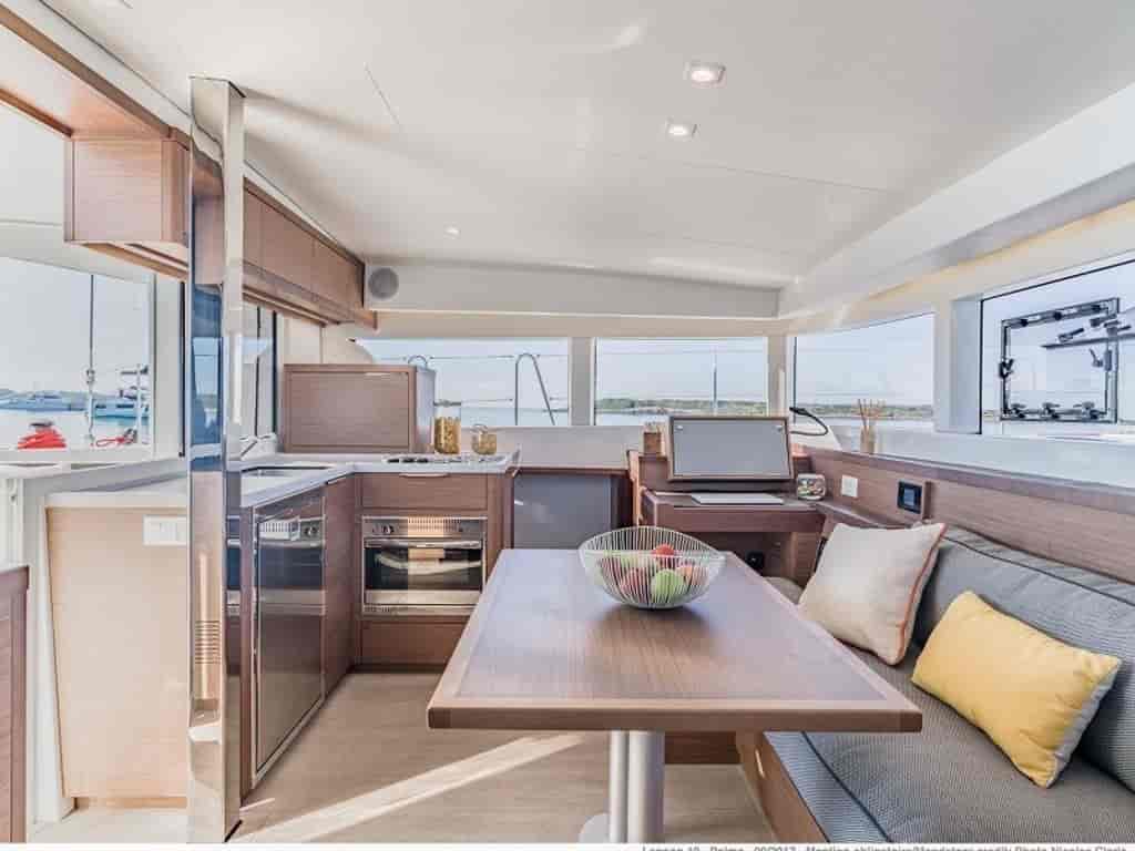 Boat picture 9