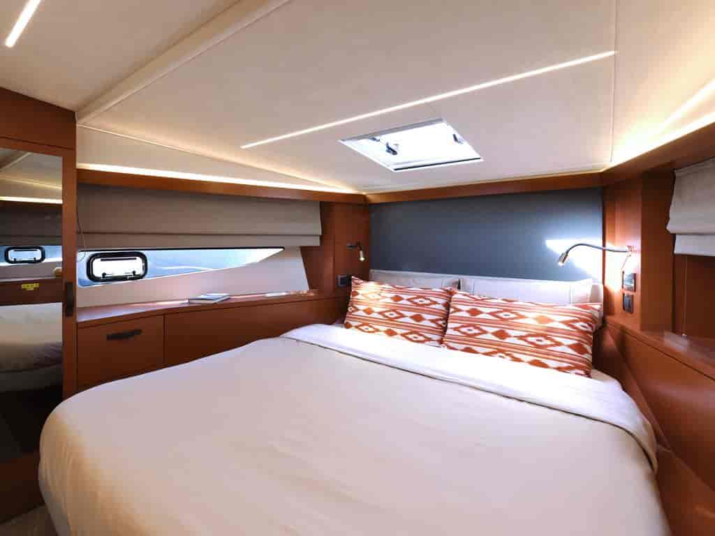 Boat picture 9
