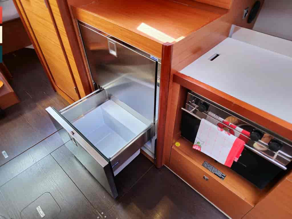 Boat picture 13