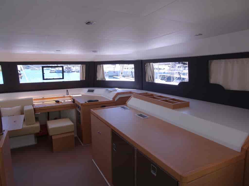 Boat picture 9
