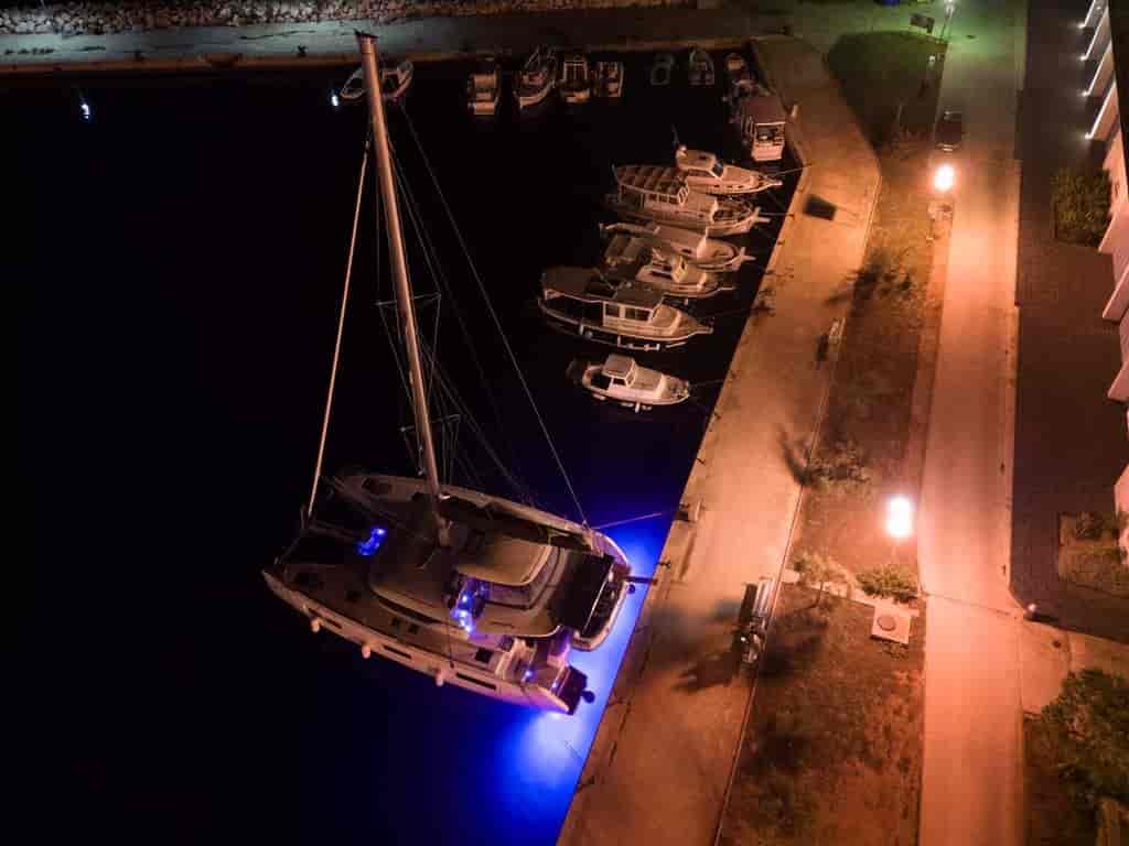 Boat picture 16