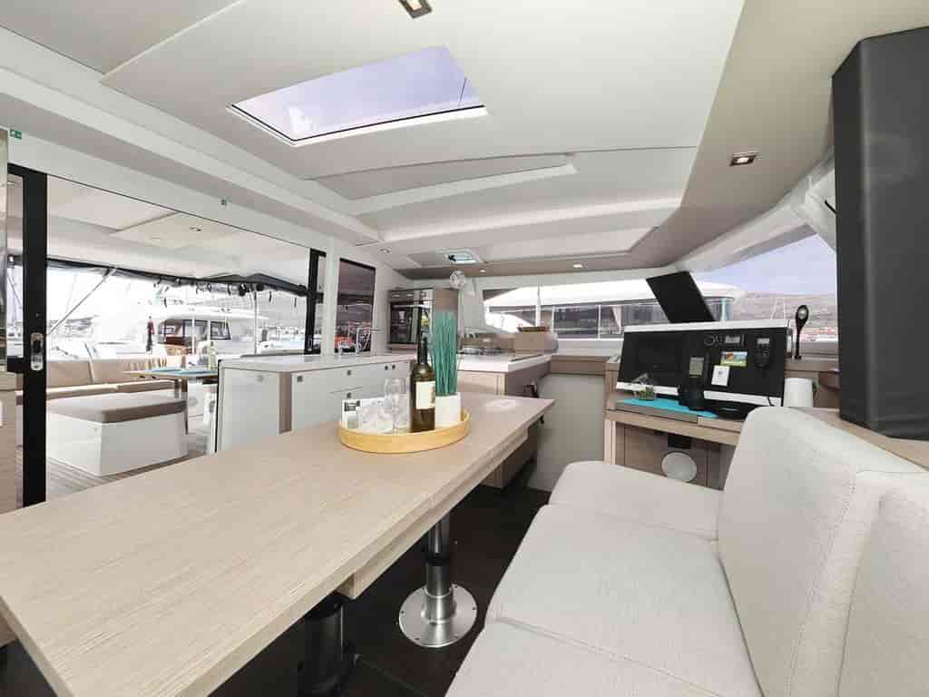 Boat picture 16