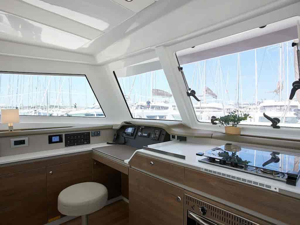 Boat picture 9