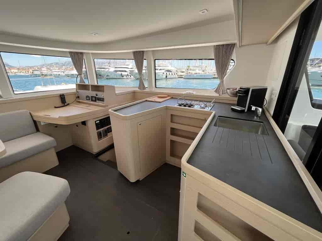 Boat picture 17