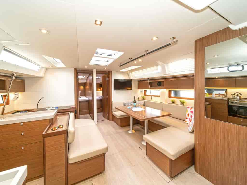 Boat picture 9