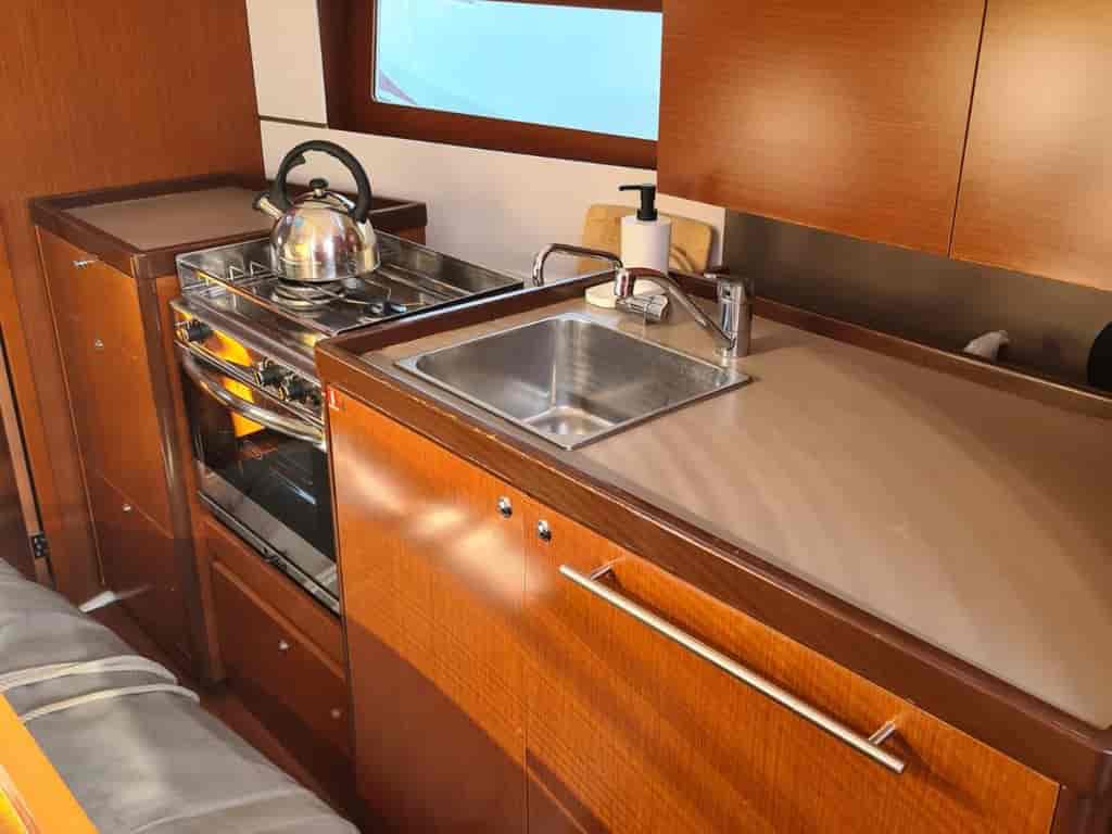 Boat picture 10