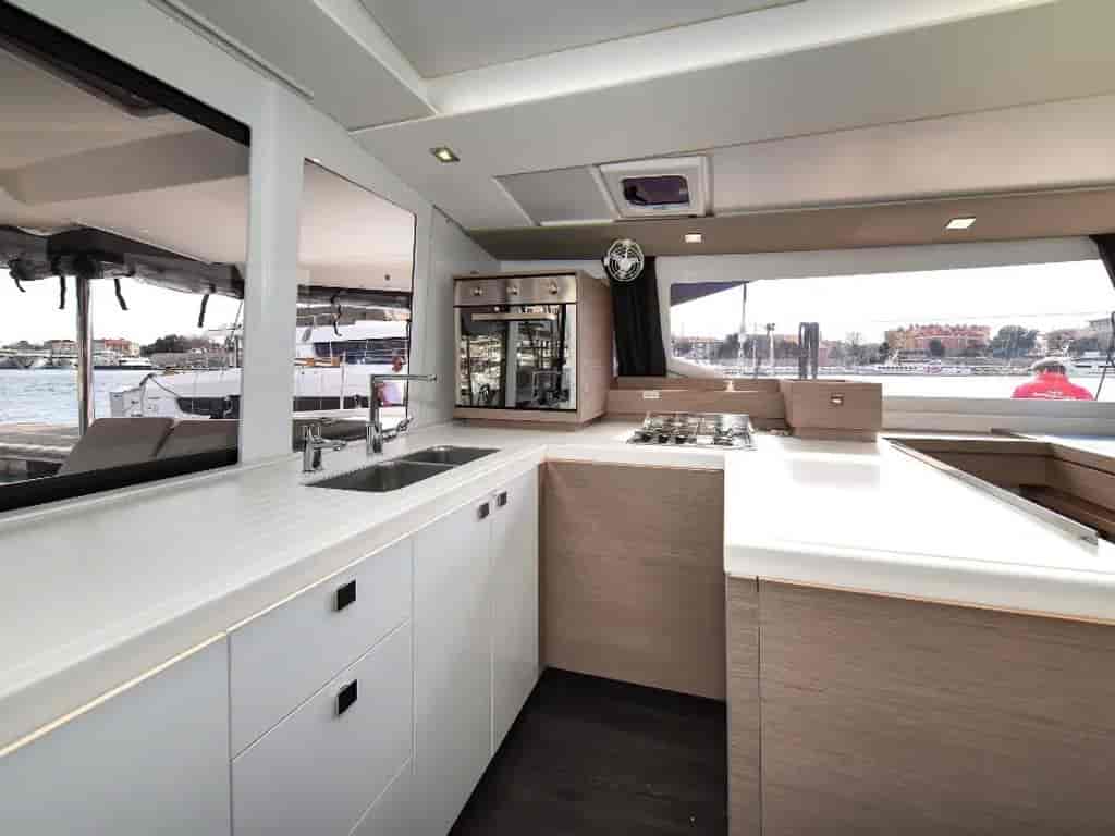 Boat picture 15