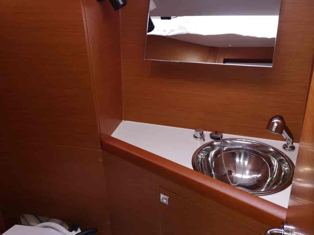 Boat picture 9