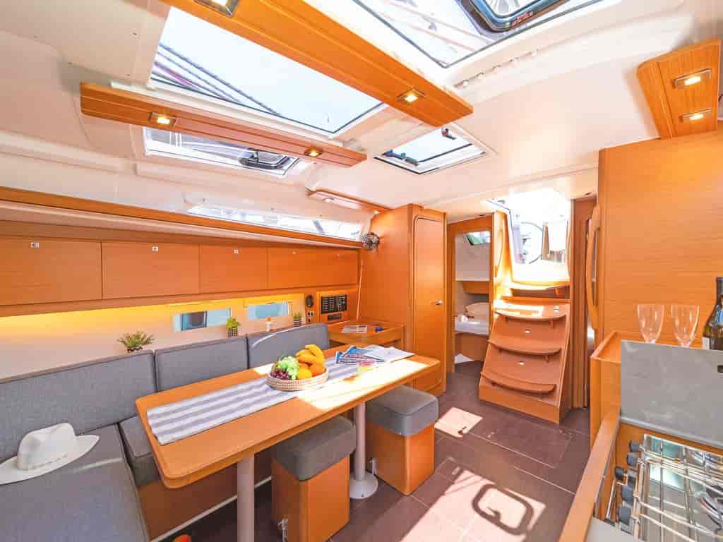 Boat picture 9