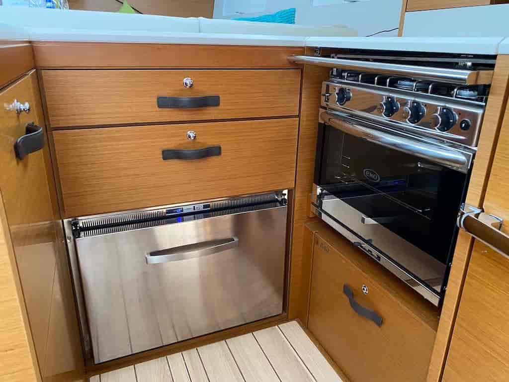 Boat picture 17