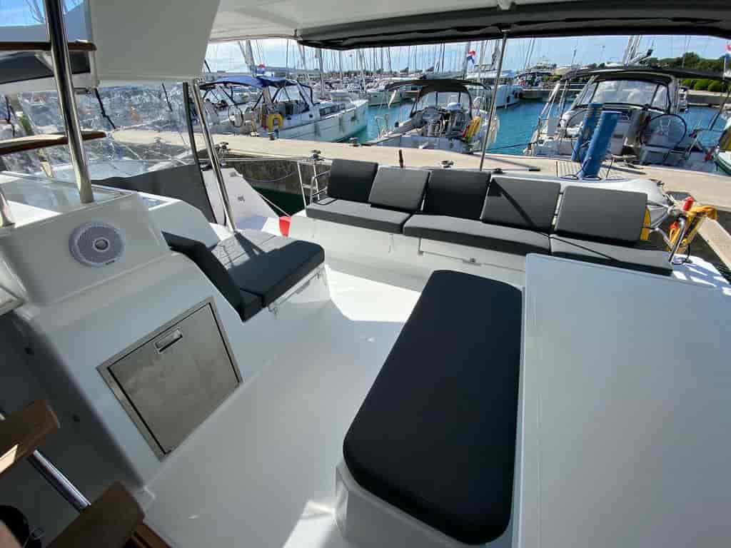 Boat picture 16