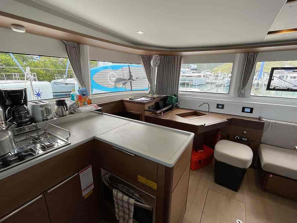 Boat picture 17